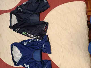 2 Culote ciclismo Movistar Team. Buen estado. M-L