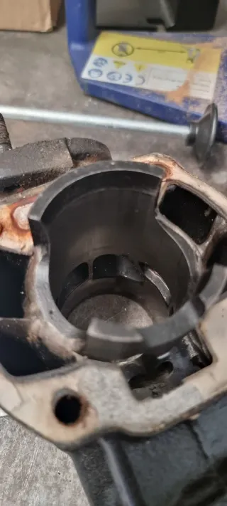 Cilindro, culata y carburador Honda NSR 74