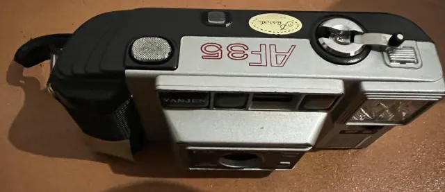 Cámara Yanjen F:3.8 Focus Free CDS