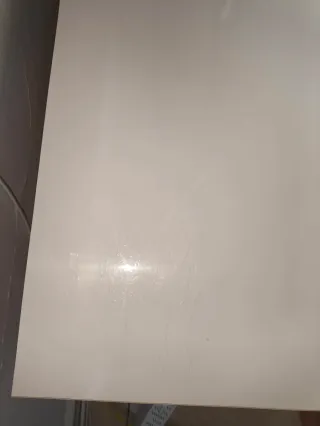 Mueble TV blanco y madera