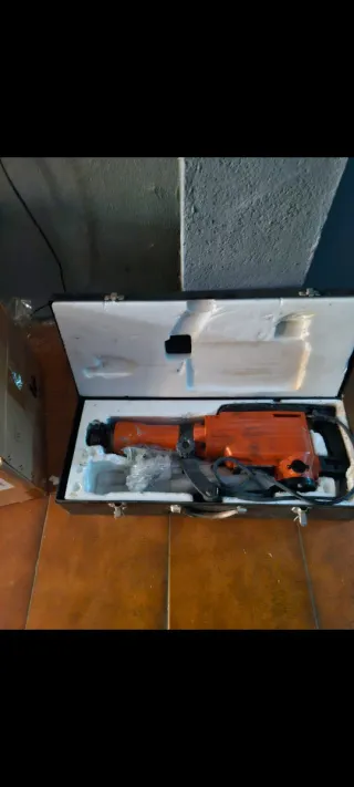 Rompedor Eléctrico Naranja