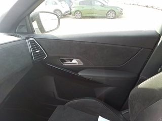 DS DS7 Crossback BlueHDi 130 DE Performance Line AT 96 kW (130 CV)