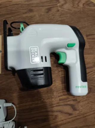 Caladora Black+Decker Reviva