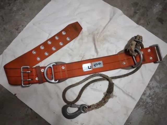 Cinturón de seguridad talla 104