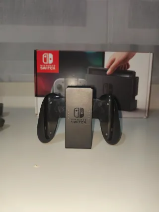 Nintendo Switch Dock y Joy-Con Grip