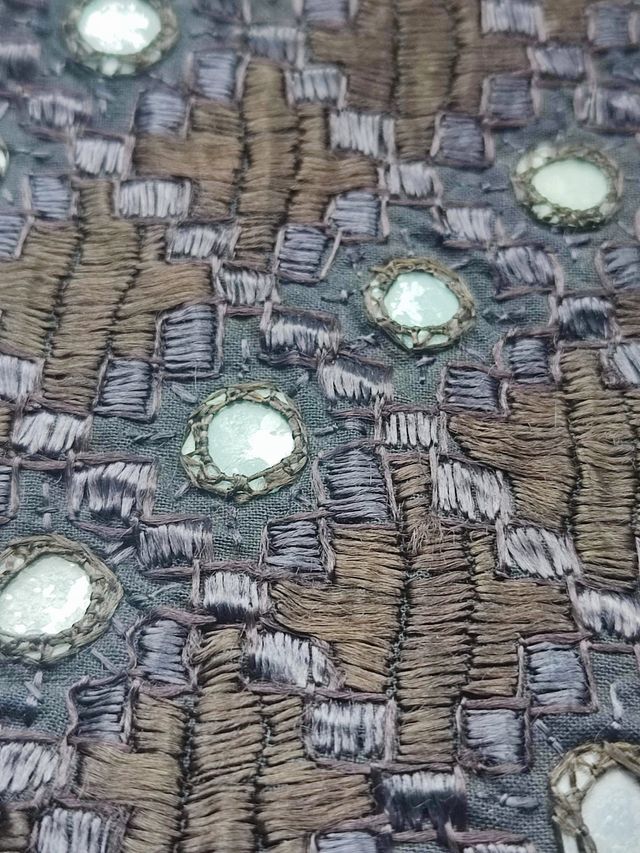 Bolso SACO (India) – negro bordado (40 cm)