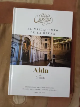 Libro Aida de G. Verdi