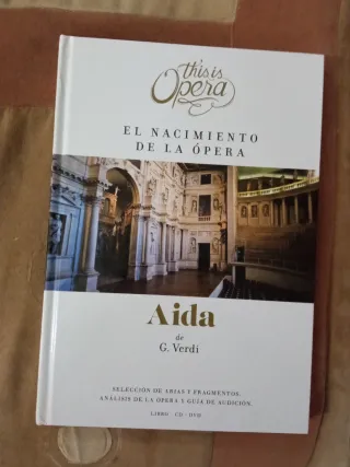 Libro Aida de G. Verdi