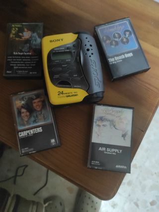 Sony Walkman FM/AM WM-FS473 Amarillo