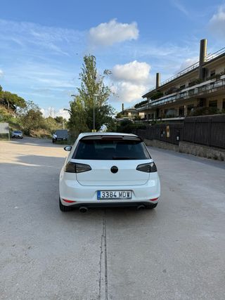 Volkswagen Golf 2014