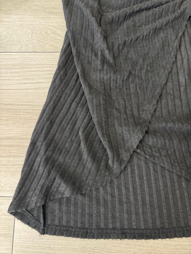 Vestito lungo nero senza maniche