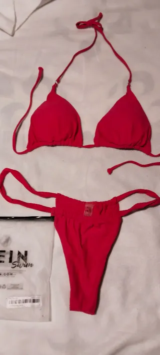 Bikini SHEIN Rojo Talla S