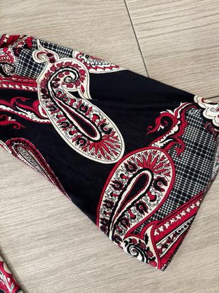 Vestito a gonna fantasia paisley