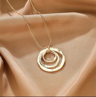 Elegante Collar de 3 anillos dorados!!