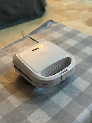 Sandwichera Kahuna blanca