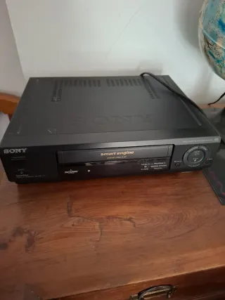 Sony VHS Video Cassette Recorder