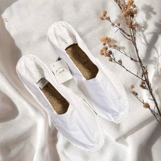 Alpargatas blancas hechas a mano en España - Nuevo