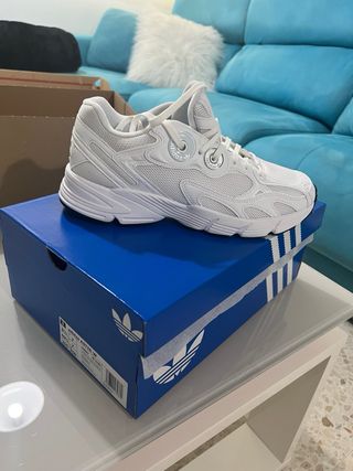 Zapatillas Adidas Astir Blancas