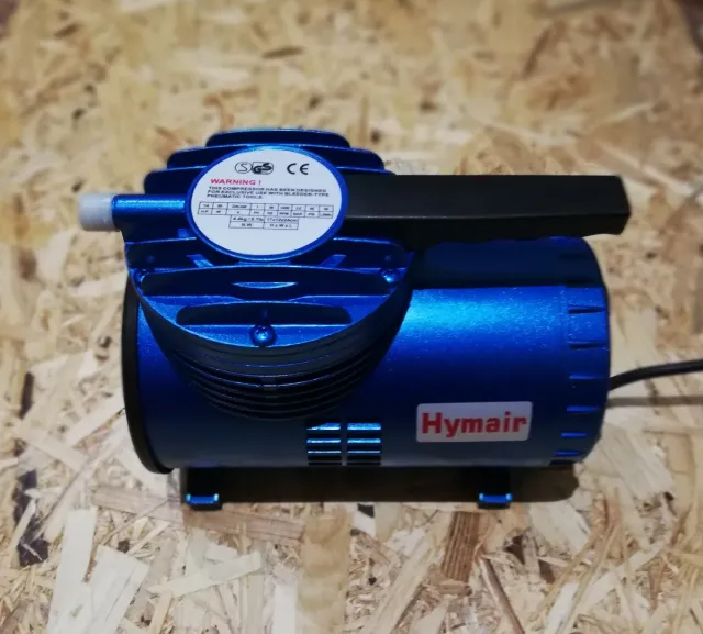 Mini compresor de membrana Hymair.