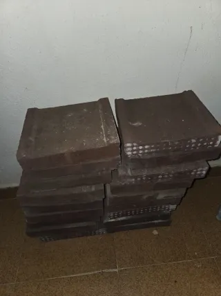 Ladrillos refractarios 23x19x4cm (28 uds)