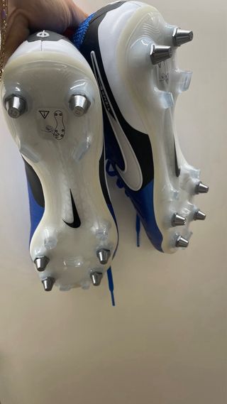 Botas de fútbol Nike Tiempo