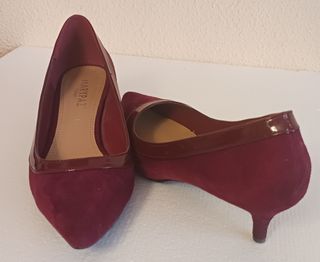 ZAPATOS DE SALON ROJOS DE TACÓN BAJO