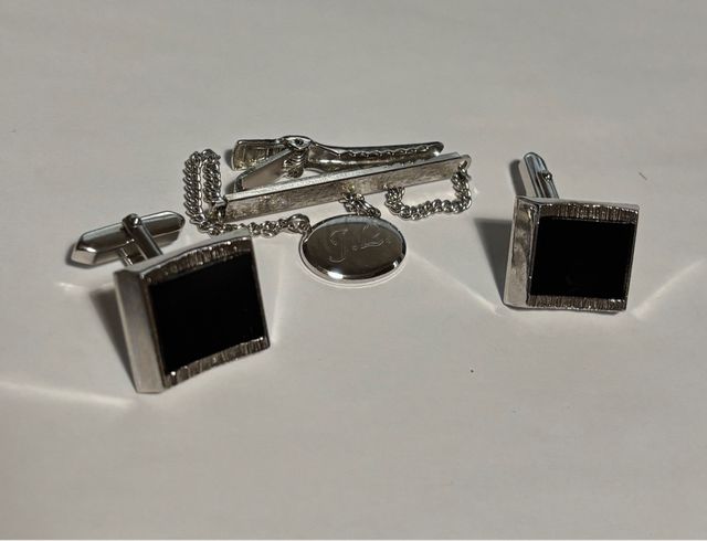 Gemelos y pasador de corbata vintage