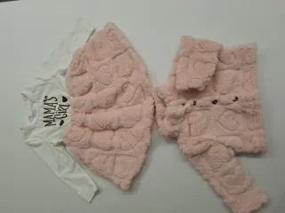 Completo bimba 12/18 mesi rosa cuori