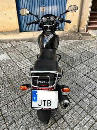 Yamaha YBR 125cc Negra