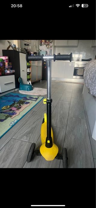 Patinete infantil 3 ruedas amarillo