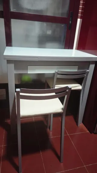 Mesa extensible cocina cristal y metal