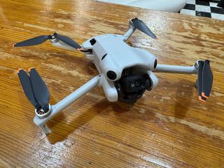 Dron DJI Mini 4 Pro