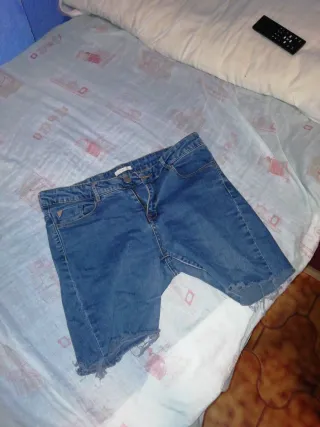 Pantalón vaquero corto mujer