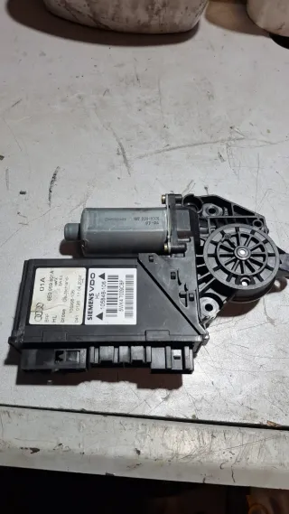 Motor elevalunas y cerradura Audi A4