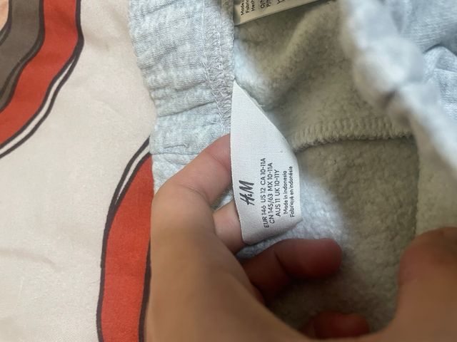 Pantalón de chándal gris