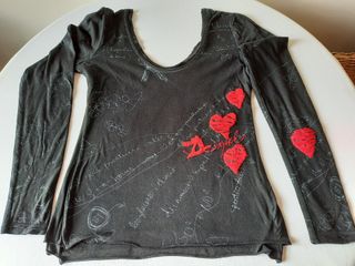 Conjunto falda y camiseta Desigual bordado corazon