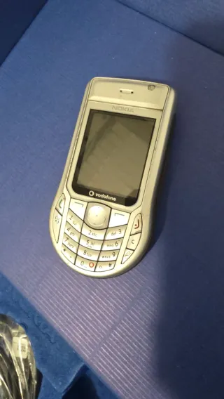 Colección de Nokias y Ericsson