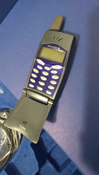 Colección de Nokias y Ericsson