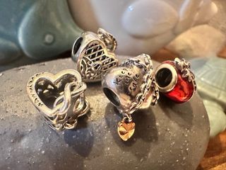 Pandora Charm Corazón y Mariquita