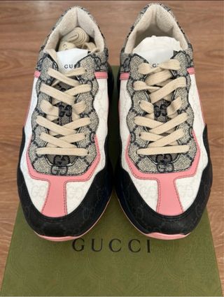 Scarpe Gucci Rhyton rosa beige