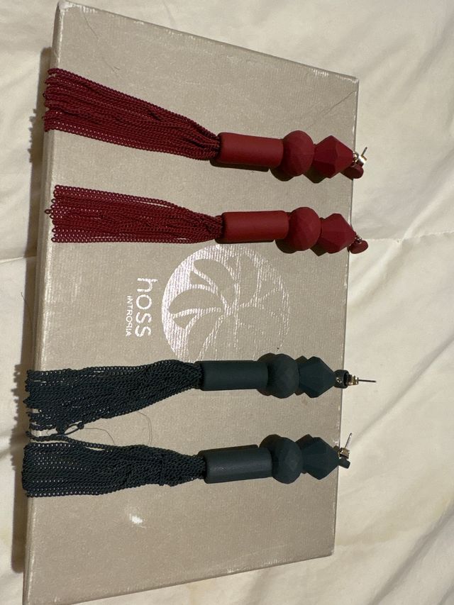 Pendientes largos verde y rojo