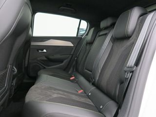 Peugeot 308 5P GT Hybrid 180 eEAT8