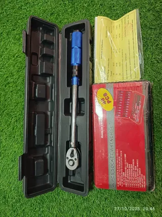 Llave dinamométrica 3/8 10-60Nm + Juego Carraca