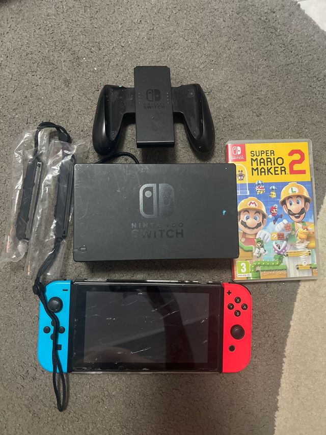 Nintendo Switch + Super Mario Maker 2
