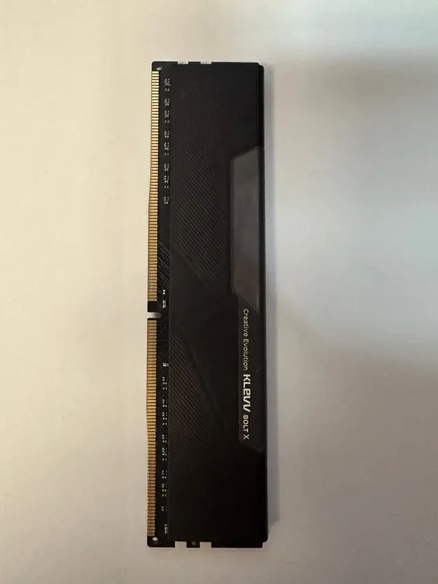 CEVV 1X8GB 3600mhz c 18 303414