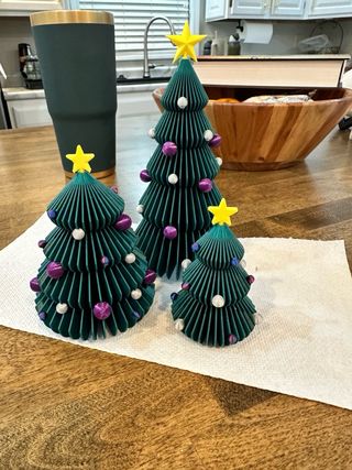 Albero di Natale decorato oro e verde