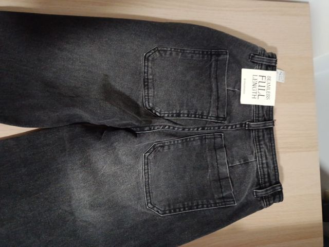 Vaqueros Stradivarius Talla 34 nuevos