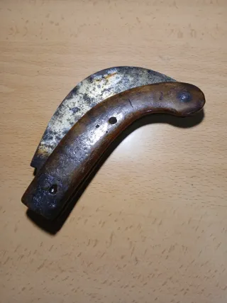 Herramienta antigua de colección