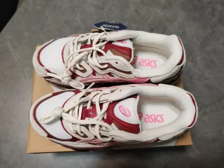 Asics Gel NYC 39.5 Bianco Bordeaux Nuove