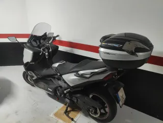 Yamaha T-Max 530 DX 2019 (Trato SOLO EN PERSONA)